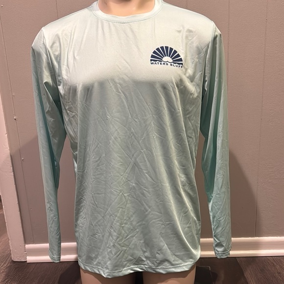 E  Waters Bluff light mint long sleeve stretch swim shirt. Crewneck. Medium. - Picture 1 of 4